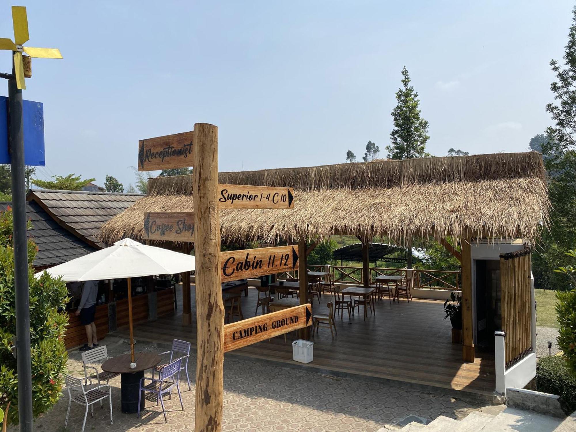 Shine River Ciwidey Exterior photo