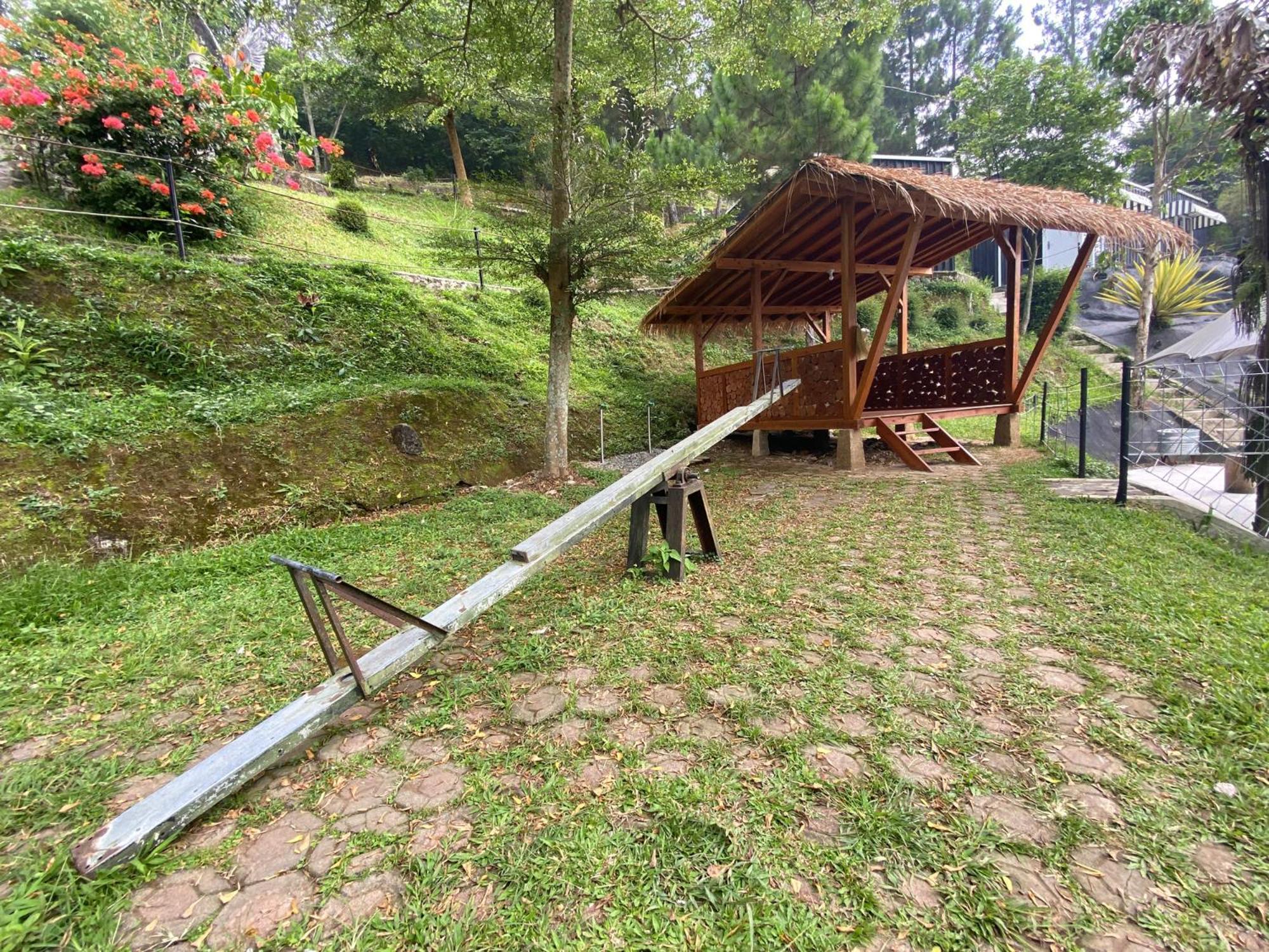 Shine River Ciwidey Exterior photo